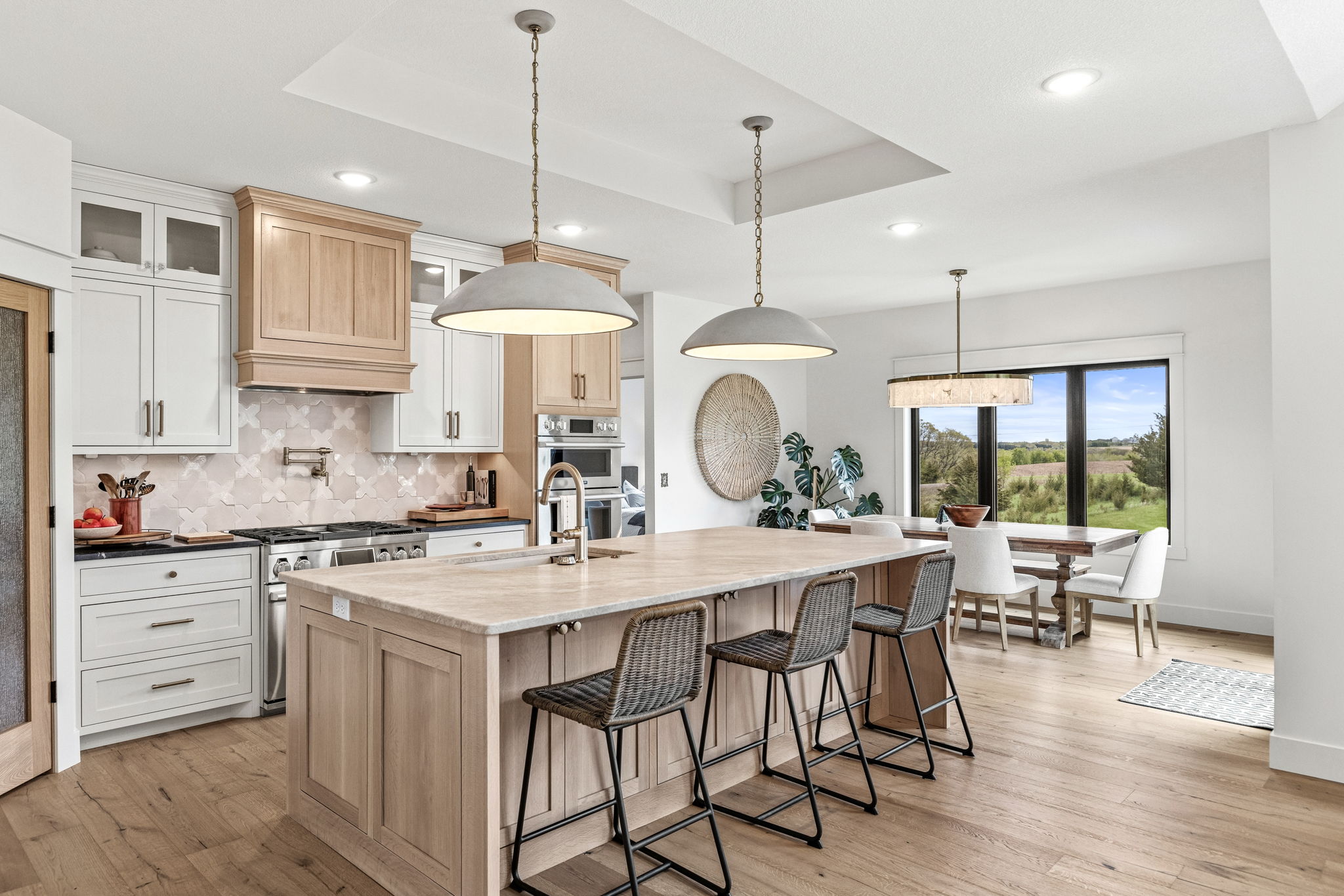 Custom estate at W12035 559th Avenue, Prescott, WI